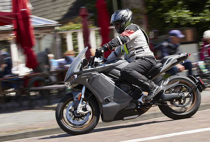 Cero motocicletas Benelux |  Evento de relanzamiento 2020 |  EL PAQUETE |  Noticias de Motos Eléctricas