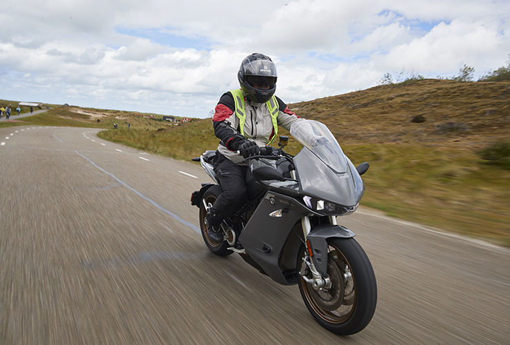 Cero motocicletas Benelux |  Evento de relanzamiento 2020 |  EL PAQUETE |  Noticias de Motos Eléctricas