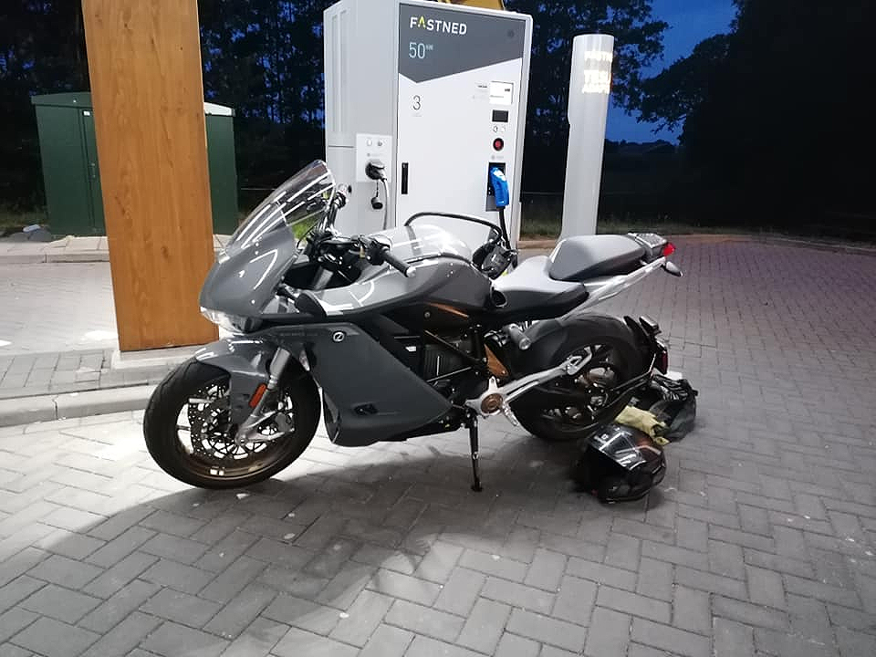 THE PACK 2000 km roadtrip - Electric Motorcycles News
