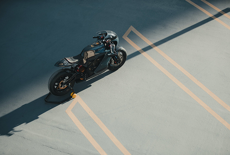 Zero Motorcycles and Deus ex Machina have created the first fully customized Zero SR/S