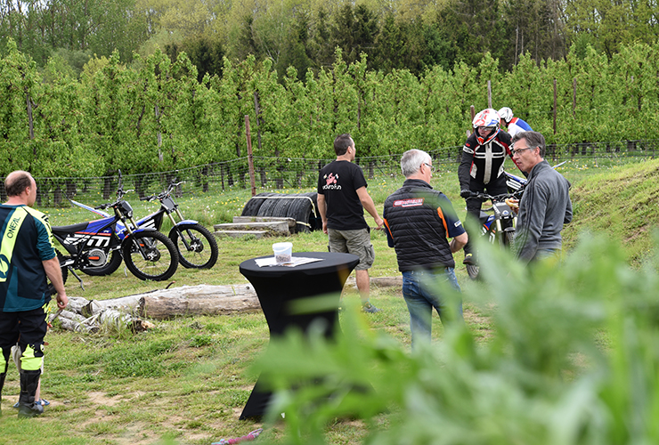 Electric Motion Testing Day Belgium - THE PACK - Electric Motorcycles News
